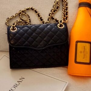 Rebecca minkoff shoulder strap bag Just Sold 10-1-24